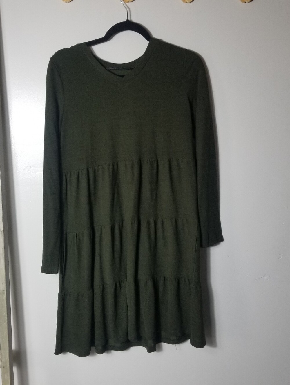 FANTAIST WOMEN'S OLIVE GREEN TIERED DRESS SIZE LARGE